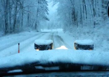 Στίχοι – Lyrics : Chris Rea – Driving Home For Christmas